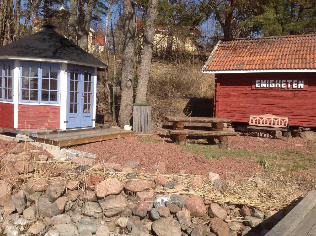 Guesthouse Enigheten Foglo Exterior photo